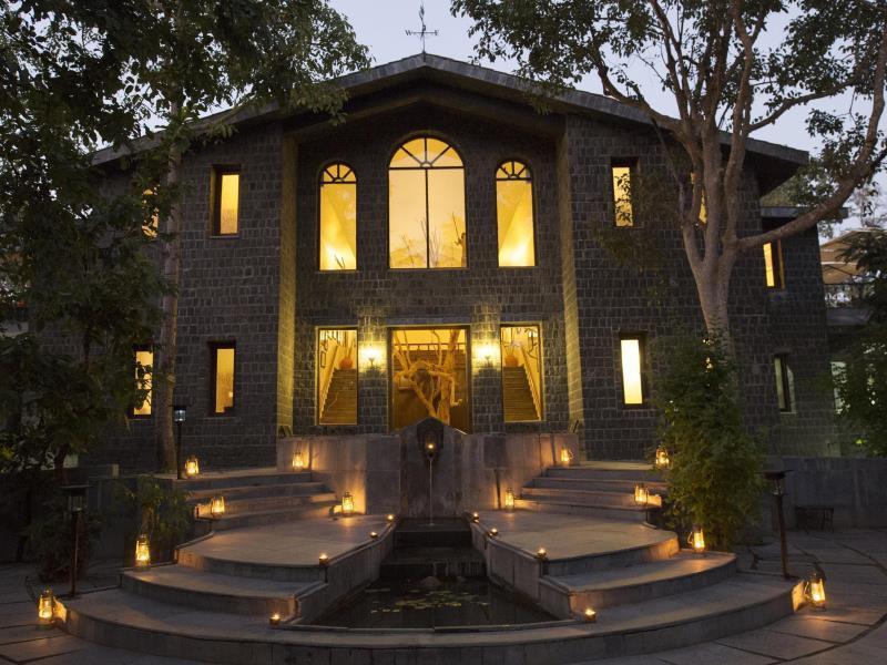 Singinawa Jungle Lodge Kanha Lagma Екстериор снимка